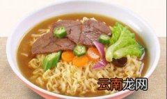 咖喱牛肉面做法图解 制作咖喱牛肉面的五个步骤详解