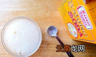 开口笑没有泡打粉可以用苏打粉吗 小苏打和泡打粉的区别介绍