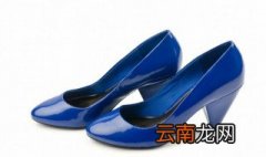 高跟鞋老掉怎么办，高跟鞋老掉怎么回事