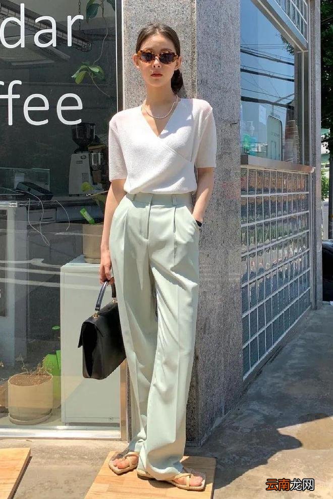 今夏流行的这款短袖外套 清凉又时髦