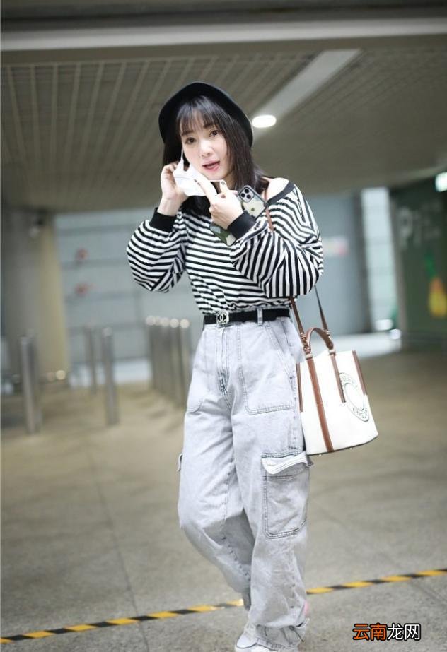 “浓颜系”柳岩私服这样穿还挺减龄的