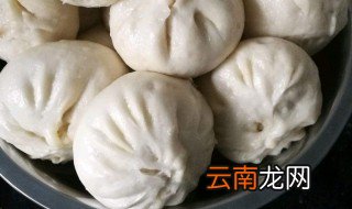 辣菜肉包做法 辣菜肉包做法的详细步骤
