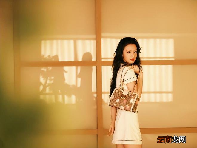 王楚然的清冷长相太美了 像从小说走出来的