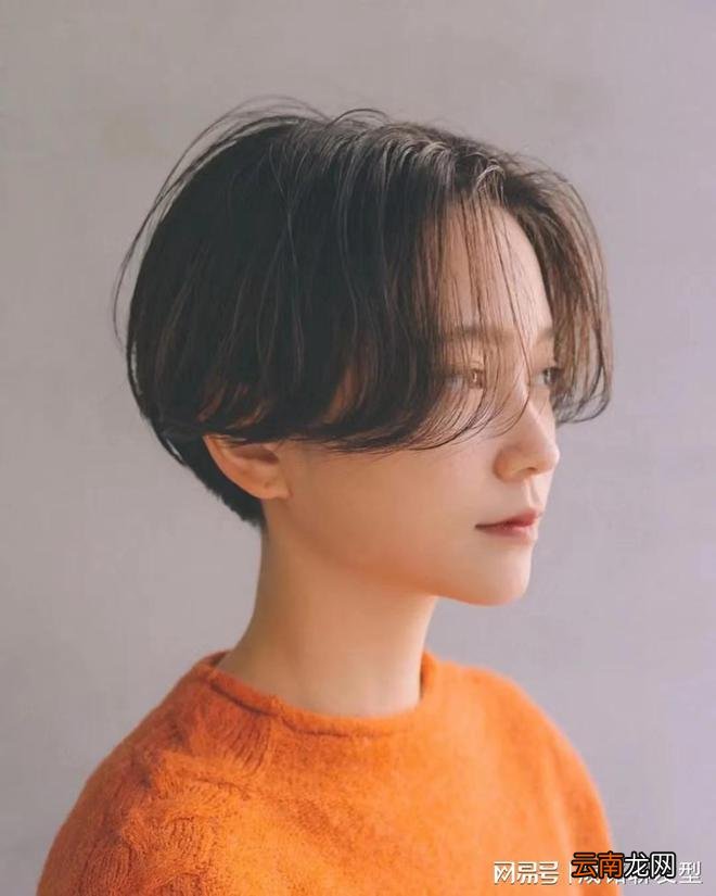 不留刘海也好看的3种女生发型 时尚减龄显脸小