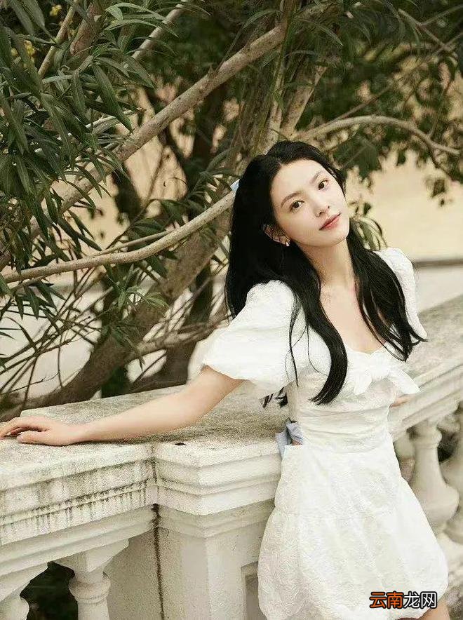 伊周星潮流｜夏天到，女明星小裙子鉴赏来啦～