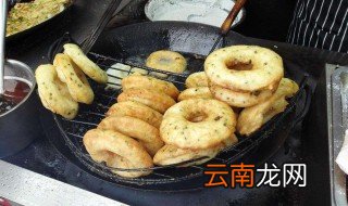 湘潭葱油粑粑原料比例 湖南葱油粑粑的做法