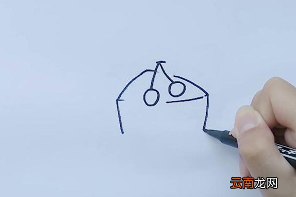 小蛋糕的简笔画 小蛋糕怎么画