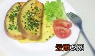 葱香烤面包片的做法 烤面包片简单步骤