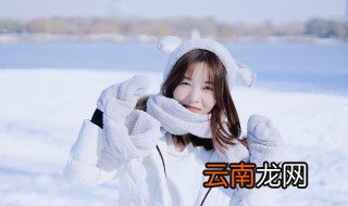 羽绒服清洗留痕迹怎么处理，羽绒服上洗衣服痕迹怎么处理