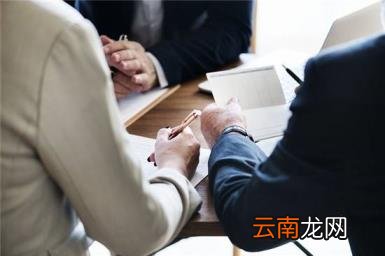 头发油是身体哪里出了问题 为什么头发出油