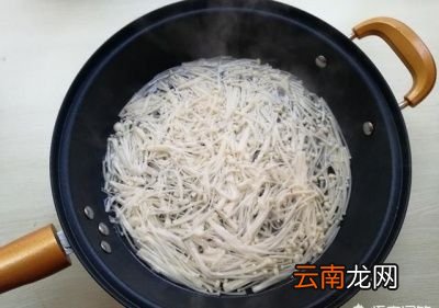 金针菇的这个做法清爽又脆嫩吃着爽口