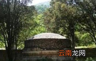太监总管李莲英死后，为何只有脑袋下葬了？