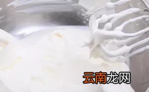 草莓奶油泡芙怎么做的 你需要10个步骤