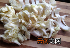 白菜炒鱼豆腐怎么做