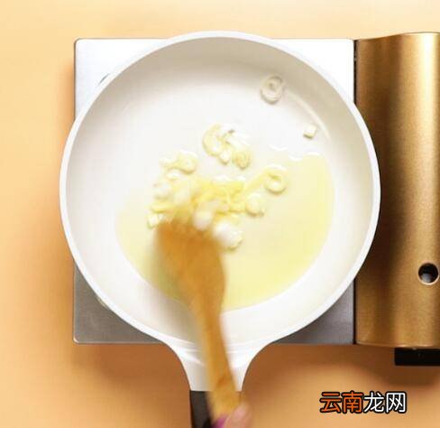 鸡块怎么炒好吃又简单