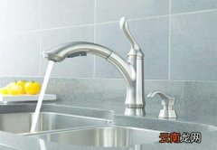 怎样消除水管啸叫声