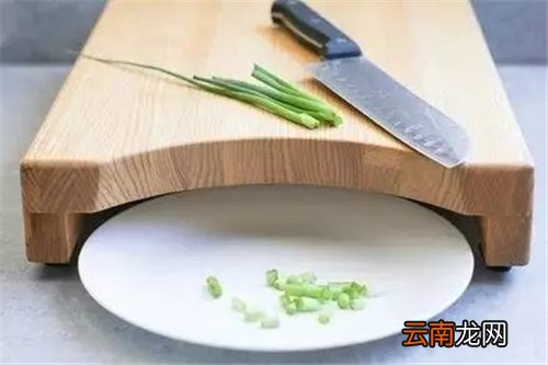 木质菜板发霉怎么清理