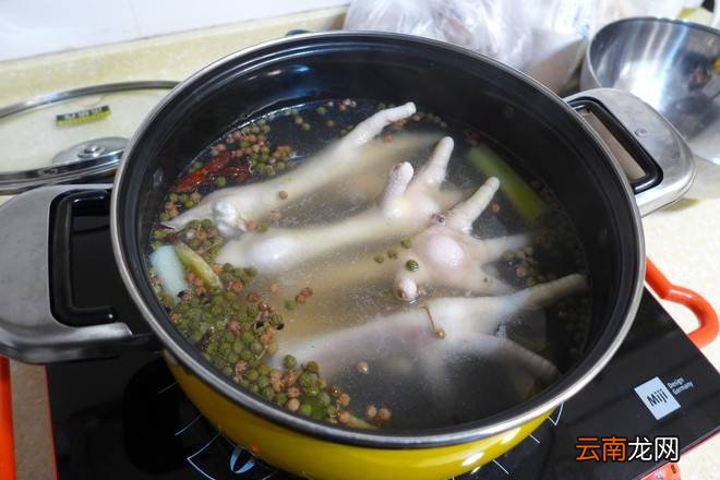 怎样泡鸡爪又脆又辣又简单