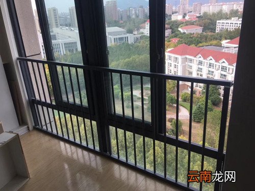 窗子防护栏有几种材质