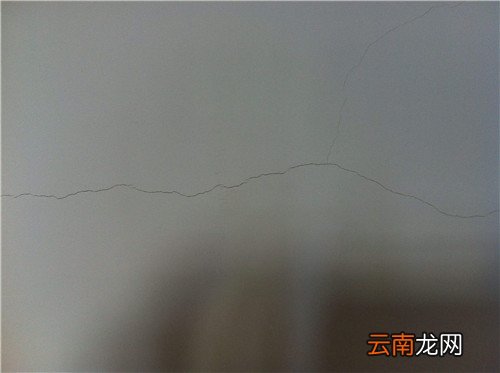油漆龟裂开裂的原因有哪些