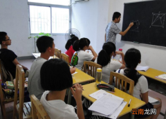 初中的孩子怎么教育