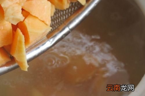 红薯熬粥为什么变绿色