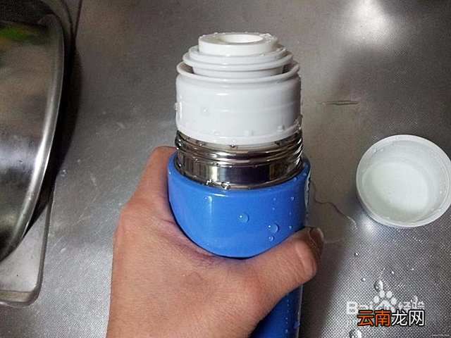新塑料杯子怎么清除味道