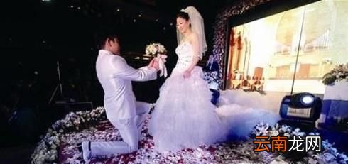 结婚应该准备几套衣服合适