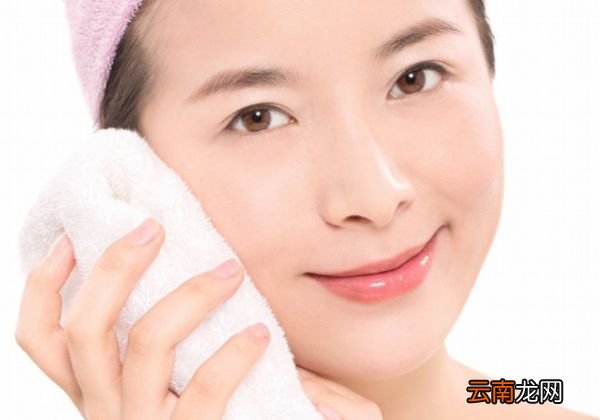 脸部正确热敷的步骤脸部护理的基本步骤