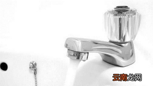 使用修枝条的剪刀需要注意哪些问题？
