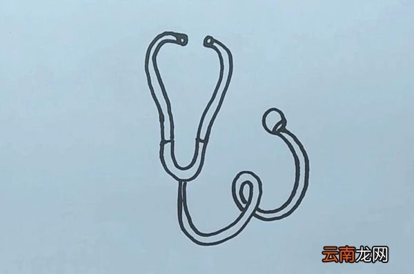 听诊器简笔画