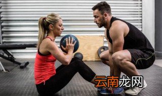 为什么深蹲被称为动作之王 深蹲是运动之王么