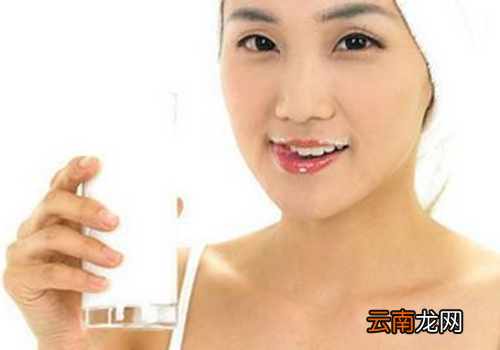 血脂高脂肪肝可以喝牛奶吗 脂肪肝可以喝牛奶吗