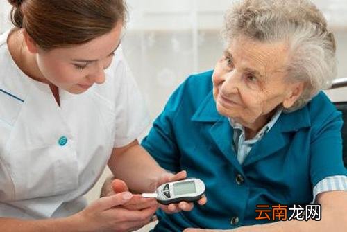 甘油三酯高会引起头晕吗? 甘油三酯高会引起头晕吗