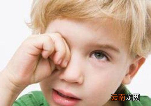 滴消炎眼药水眼睛刺痛是怎么回事 眼睛刺痛是怎么回事