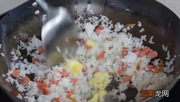 海米火腿蛋炒饭做法 海米火腿蛋炒饭怎么做