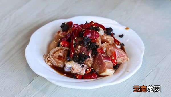 干辣椒蒸鸡的做法 干辣椒蒸鸡怎么做