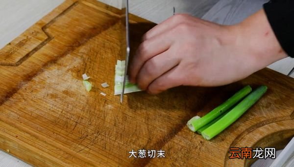麻辣嫩牛肉怎么做 麻辣嫩牛肉的做法