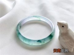 翡翠能用沐浴露洗吗？这6个禁忌别犯了