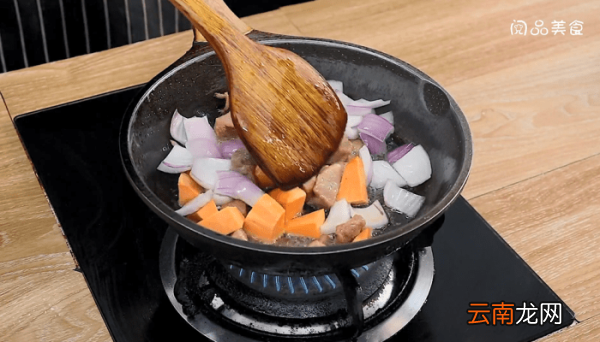 手抓羊肉饭 手抓羊肉饭的做法