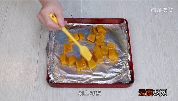 蜂蜜焗南瓜 蜂蜜焗南瓜简单做法