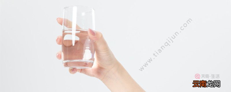 白开水的功效与作用 白开水可以重复烧吗