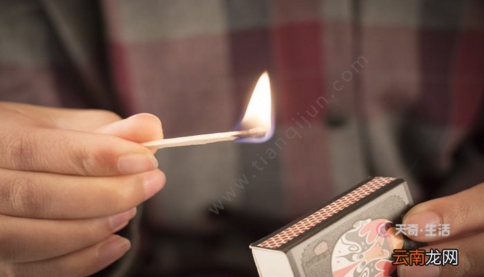 火柴盒上的皮是什么 火柴盒上的擦火皮主要是什么