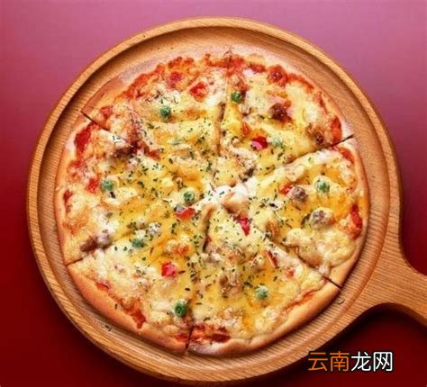 一个9寸披萨的热量大概是多少