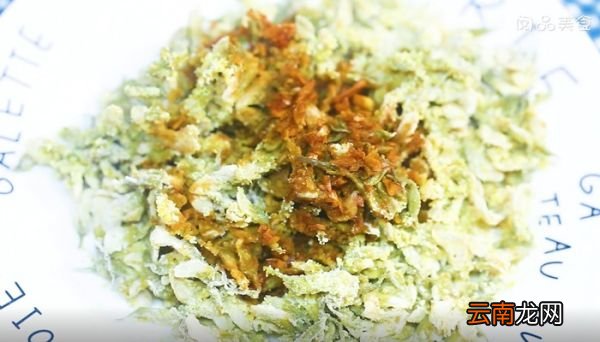 双粉蒸槐花的做法 双粉蒸槐花怎么做