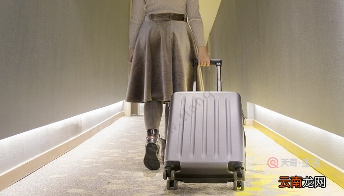 行李箱密码忘了怎么办 行李箱密码锁打不开怎么办