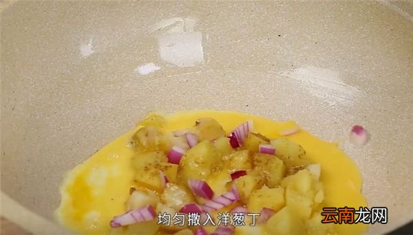 鸡蛋蔬菜虾饼怎么做 鸡蛋蔬菜虾饼的做法