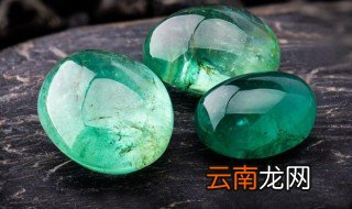 怎么鉴别翡翠糯种 鉴别翡翠糯种方法